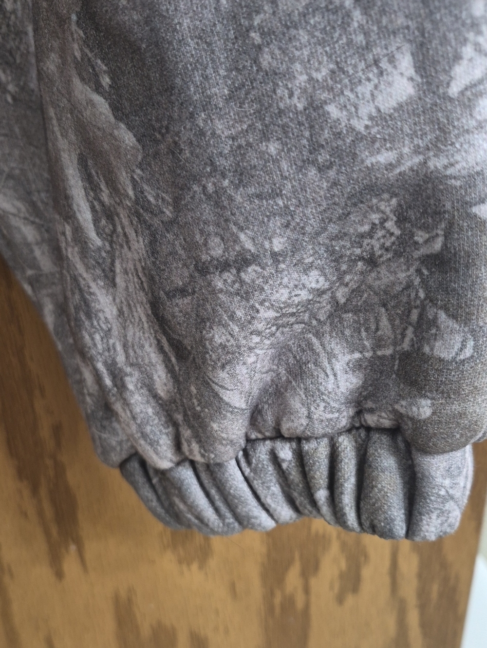 Comfrt Sweatpants - Picture 3 of 3